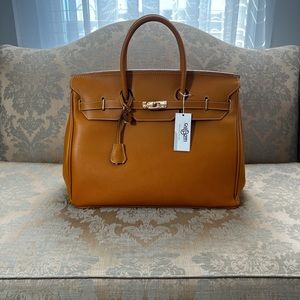 NWT Carbotti 40 CM leather Birkin Style handbag